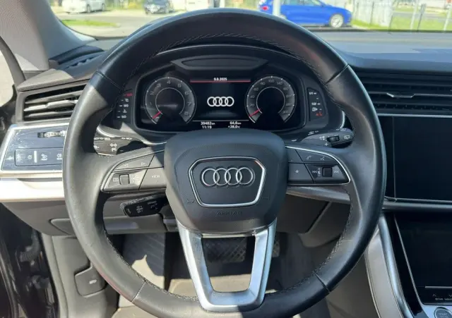 AUDI Q8 55 TFSI quattro tiptronic