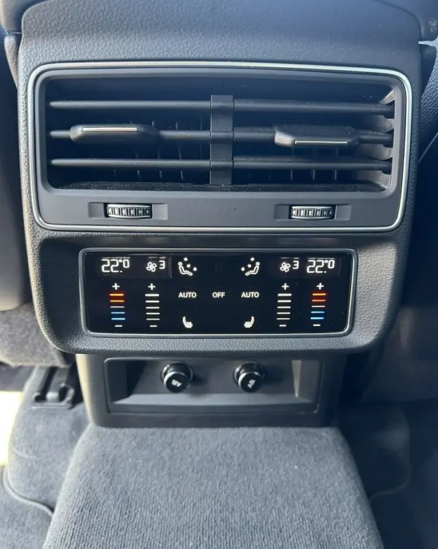 AUDI Q8 55 TFSI quattro tiptronic
