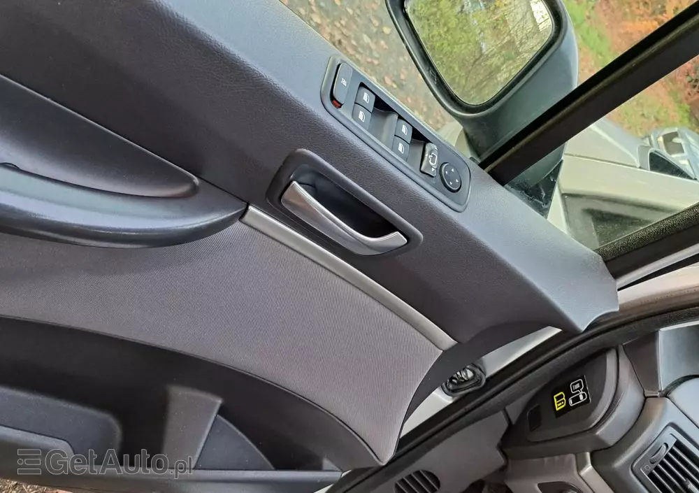 PEUGEOT 807 2.0 HDi Trendy