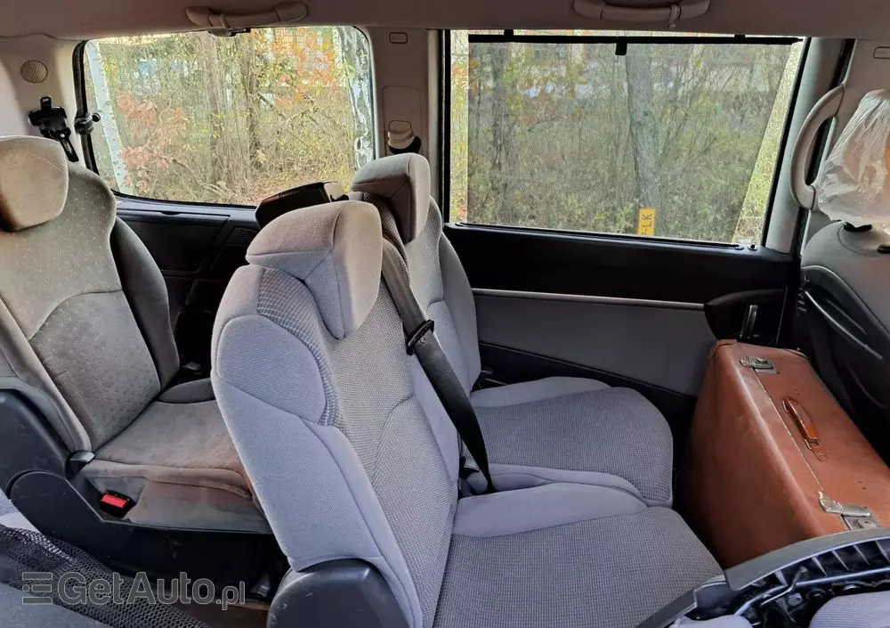 PEUGEOT 807 2.0 HDi Trendy