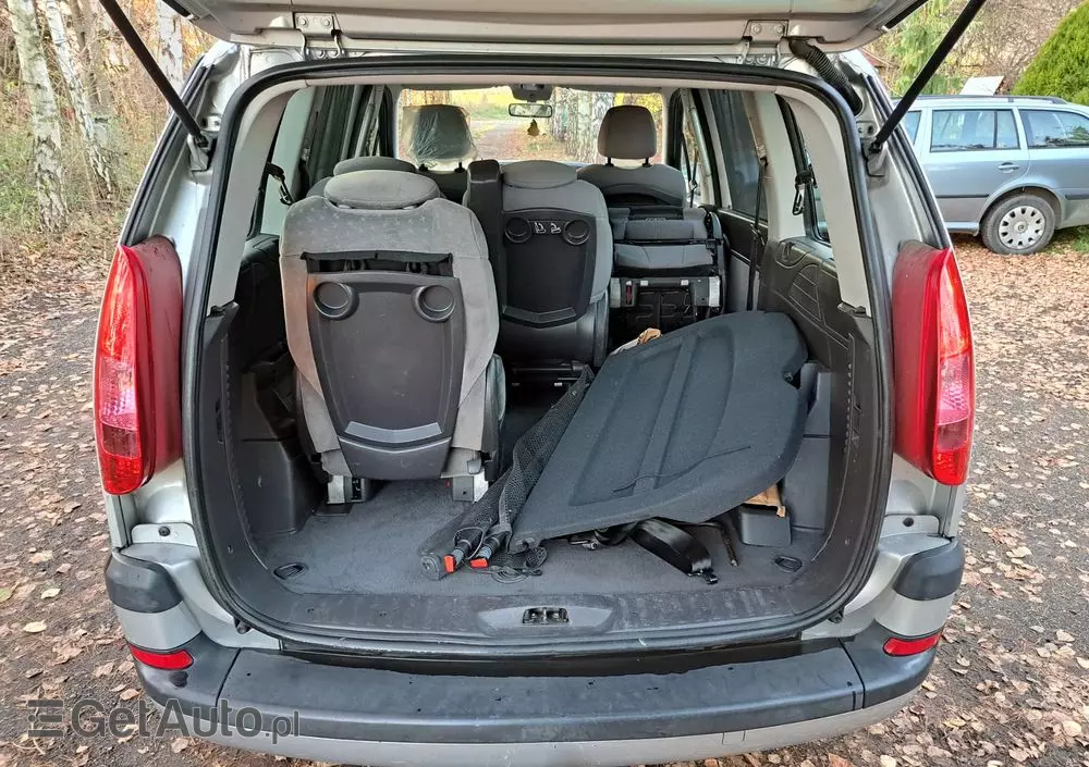 PEUGEOT 807 2.0 HDi Trendy