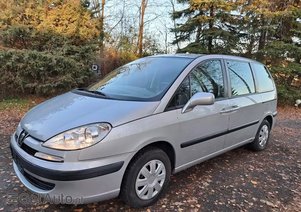 PEUGEOT 807 2.0 HDi Trendy