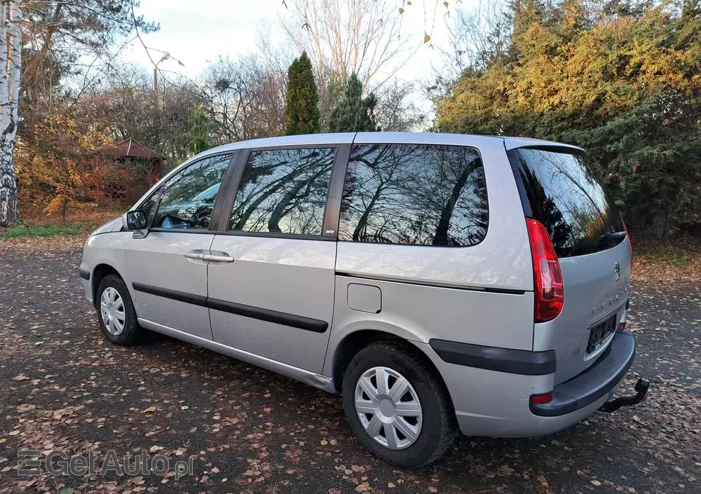 PEUGEOT 807 2.0 HDi Trendy