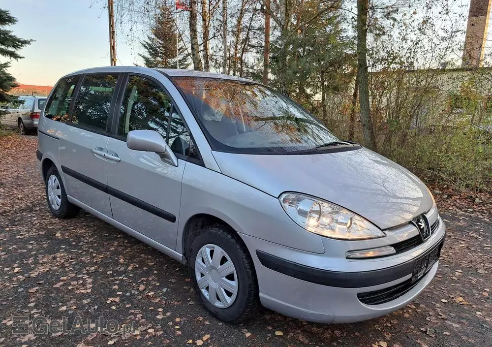 PEUGEOT 807 2.0 HDi Trendy
