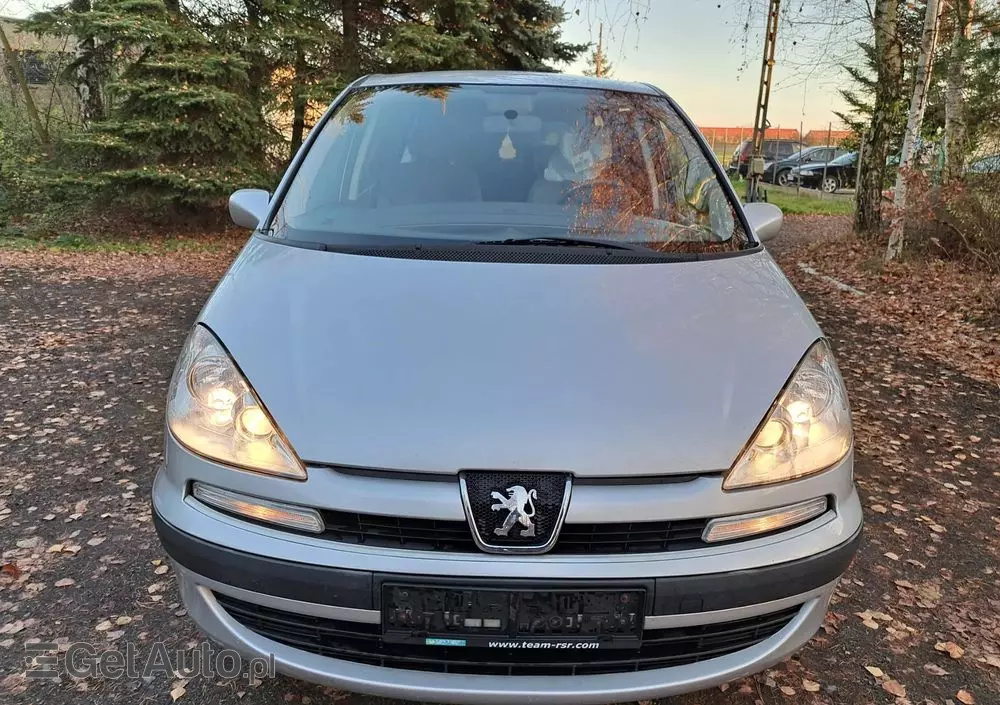 PEUGEOT 807 2.0 HDi Trendy