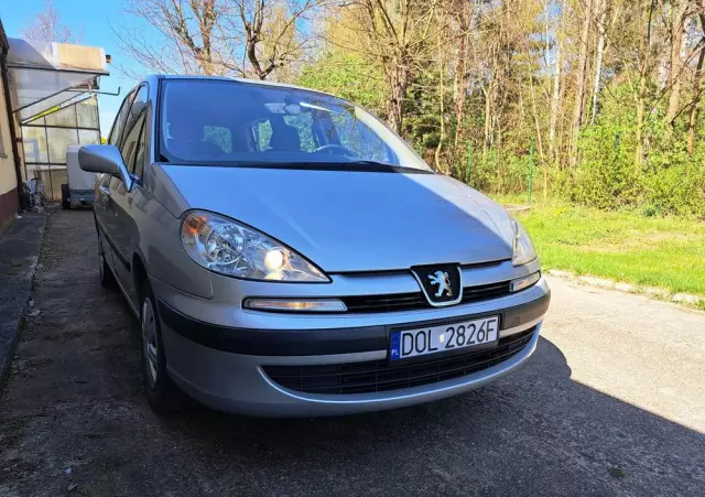 PEUGEOT 807 2.0 HDi Trendy