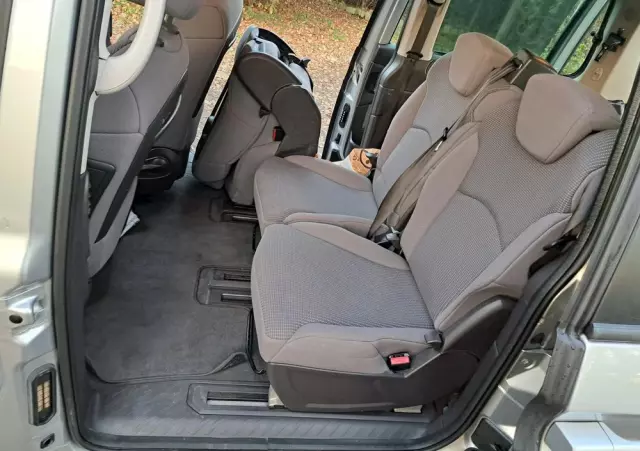 PEUGEOT 807 2.0 HDi Trendy