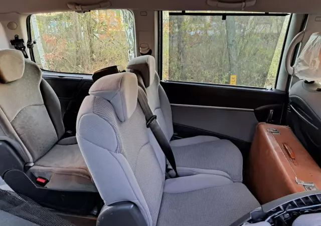 PEUGEOT 807 2.0 HDi Trendy