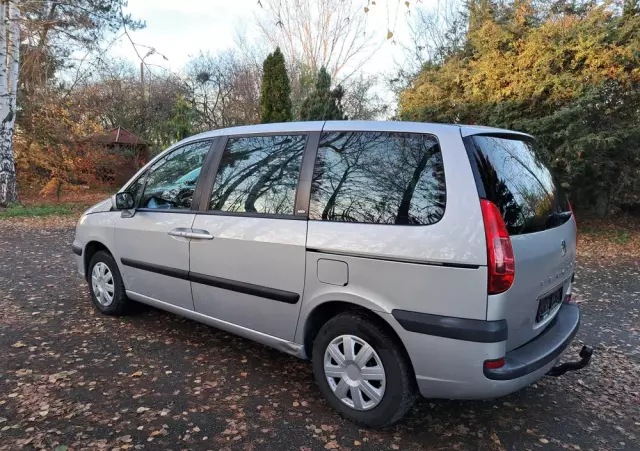 PEUGEOT 807 2.0 HDi Trendy