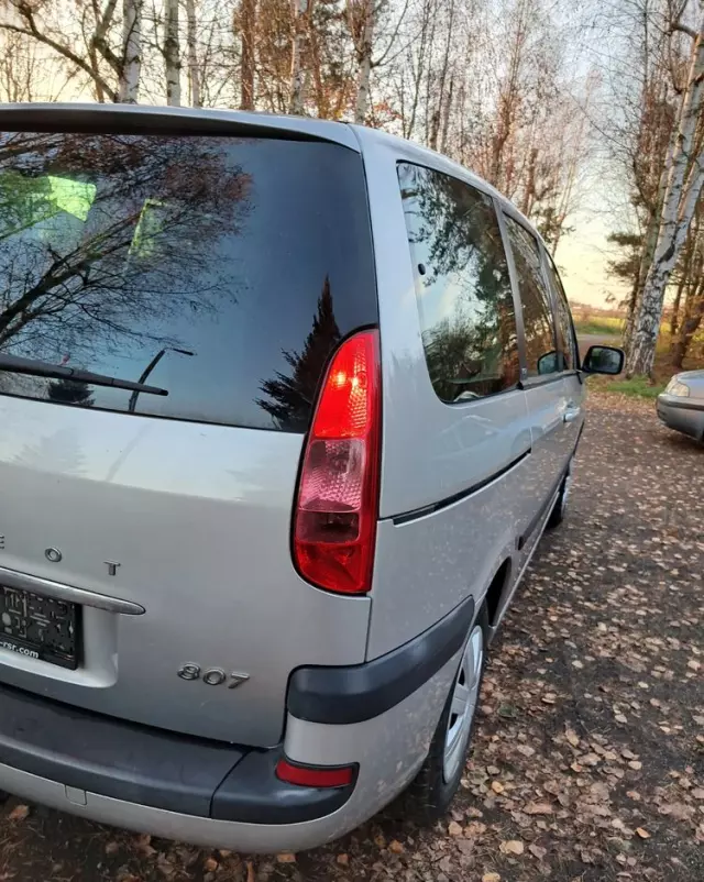 PEUGEOT 807 2.0 HDi Trendy