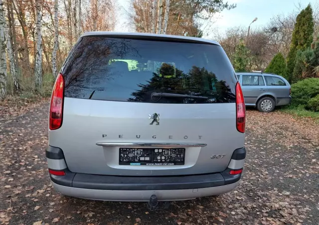 PEUGEOT 807 2.0 HDi Trendy
