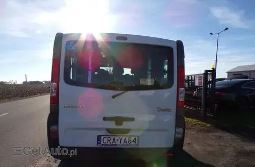 RENAULT Trafic 