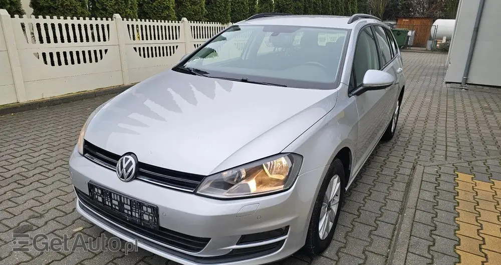 VOLKSWAGEN Golf 1.6 TDI BlueMotion Comfortline
