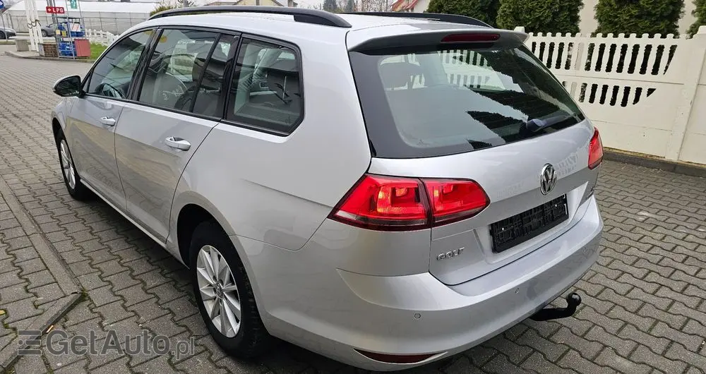 VOLKSWAGEN Golf 1.6 TDI BlueMotion Comfortline