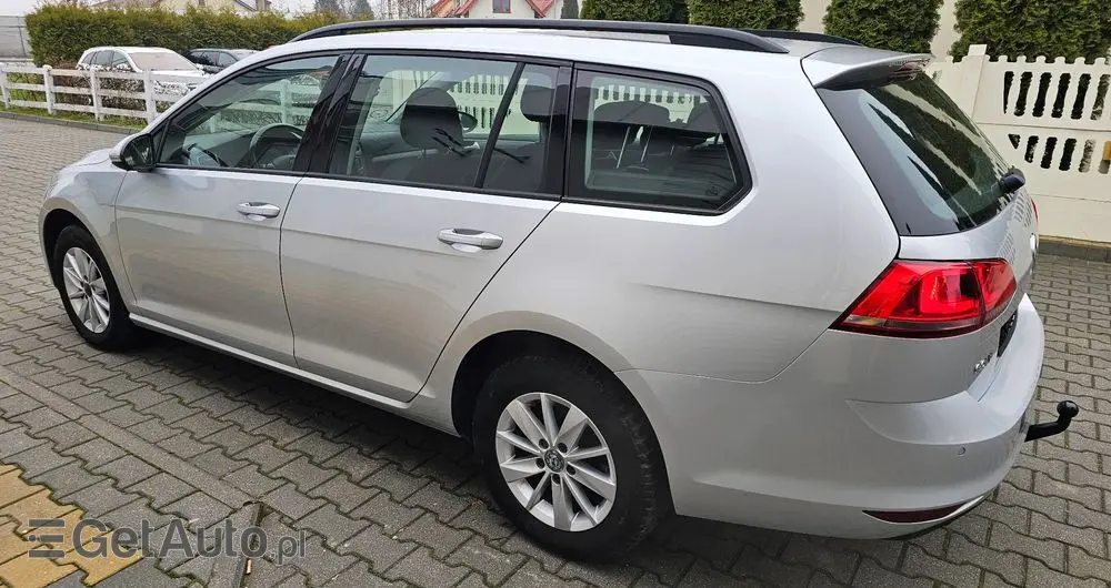 VOLKSWAGEN Golf 1.6 TDI BlueMotion Comfortline