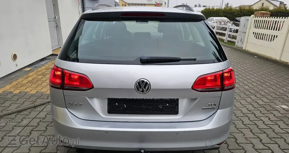 VOLKSWAGEN Golf 1.6 TDI BlueMotion Comfortline