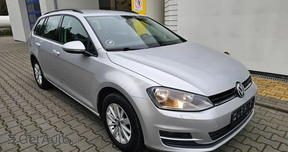 VOLKSWAGEN Golf 1.6 TDI BlueMotion Comfortline