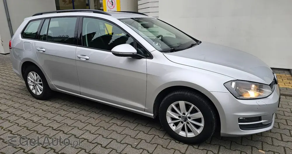 VOLKSWAGEN Golf 1.6 TDI BlueMotion Comfortline