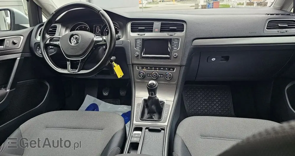 VOLKSWAGEN Golf 1.6 TDI BlueMotion Comfortline