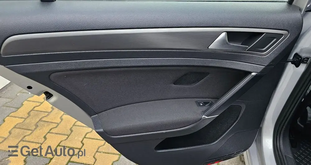 VOLKSWAGEN Golf 1.6 TDI BlueMotion Comfortline