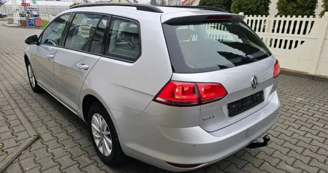 VOLKSWAGEN Golf 1.6 TDI BlueMotion Comfortline