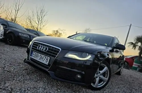 AUDI A4 