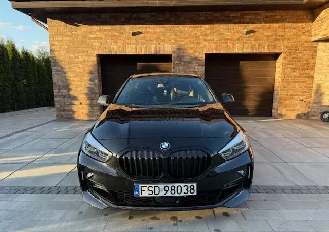 BMW Seria 1 118d M Sport sport