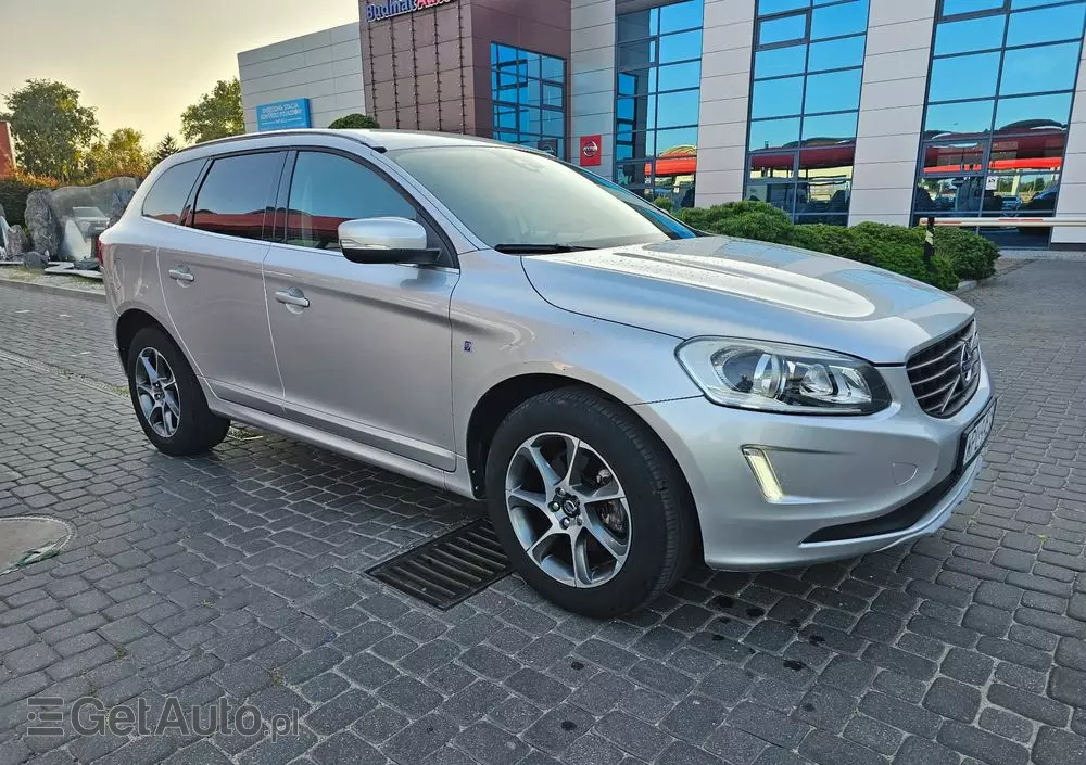 VOLVO XC 60 D3 Drive-E Ocean Race