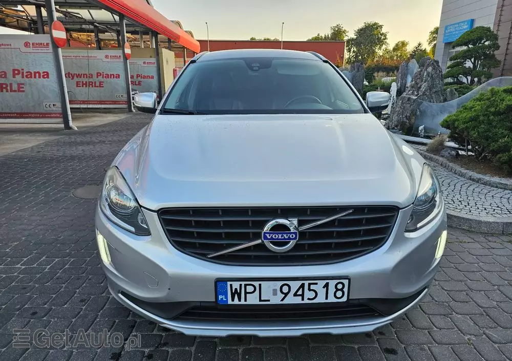 VOLVO XC 60 D3 Drive-E Ocean Race