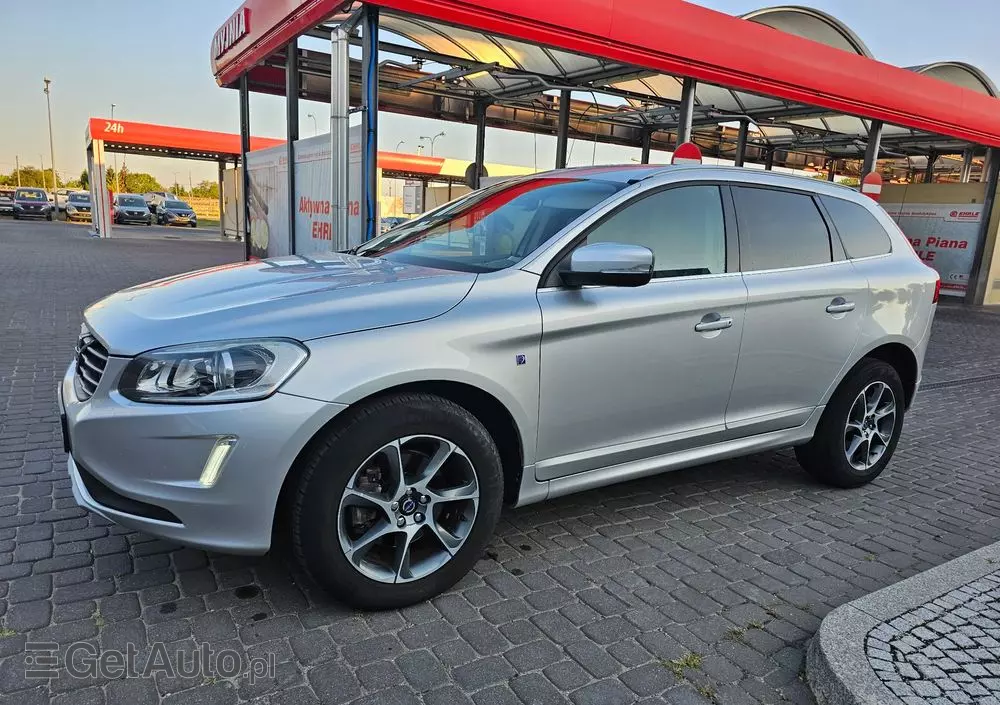 VOLVO XC 60 D3 Drive-E Ocean Race