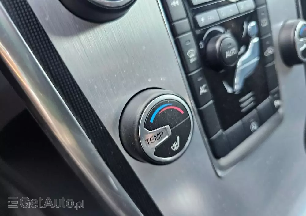 VOLVO XC 60 D3 Drive-E Ocean Race