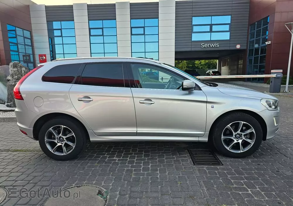 VOLVO XC 60 D3 Drive-E Ocean Race