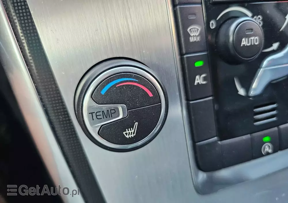 VOLVO XC 60 D3 Drive-E Ocean Race