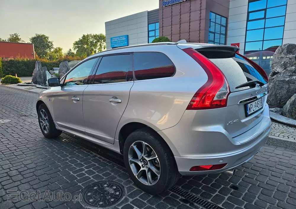 VOLVO XC 60 D3 Drive-E Ocean Race