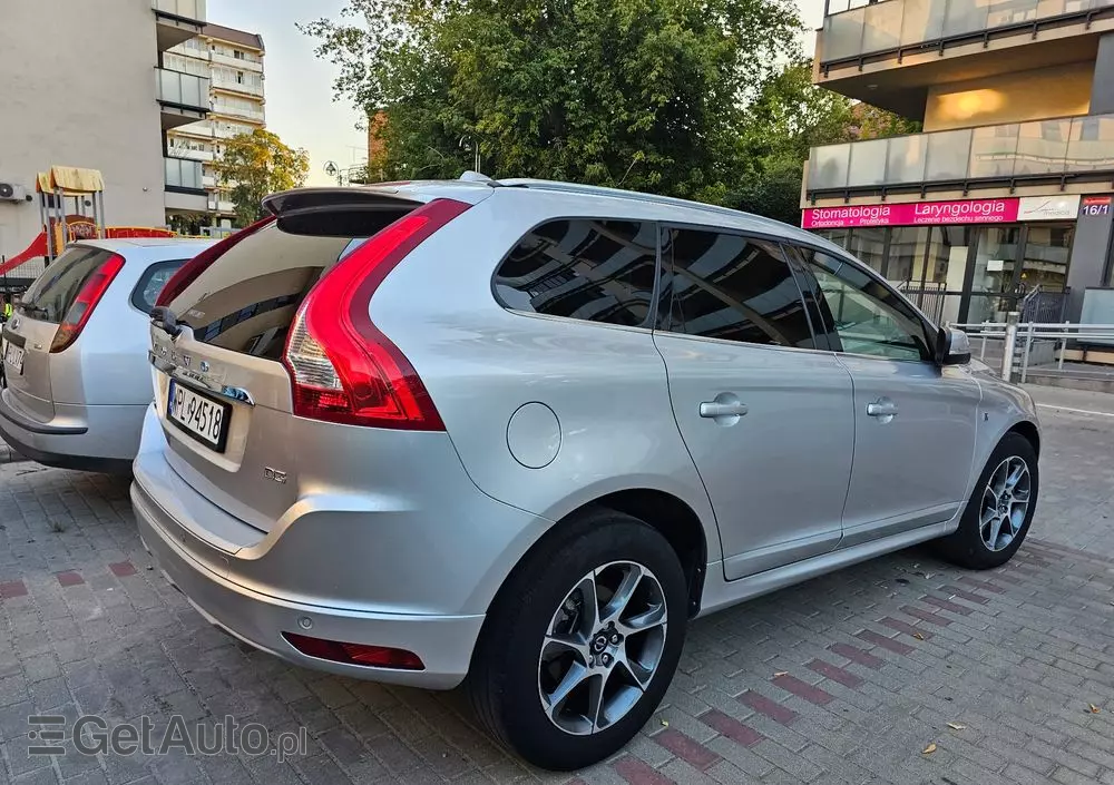 VOLVO XC 60 D3 Drive-E Ocean Race