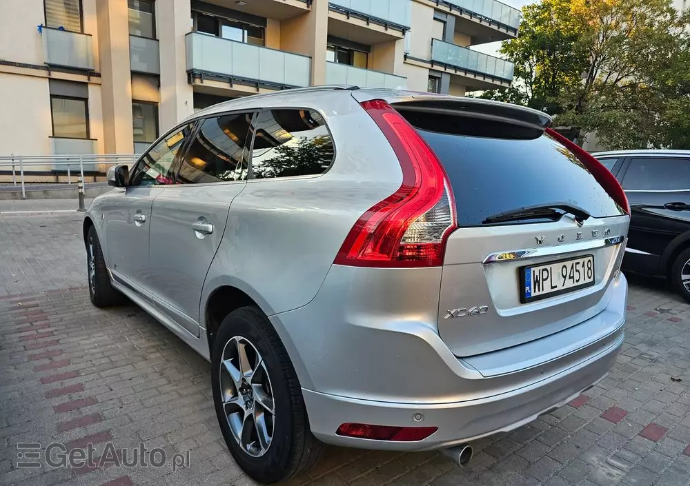 VOLVO XC 60 D3 Drive-E Ocean Race