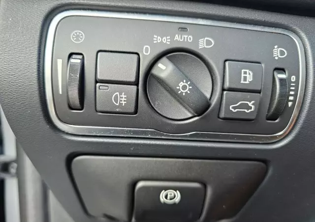 VOLVO XC 60 D3 Drive-E Ocean Race