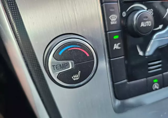 VOLVO XC 60 D3 Drive-E Ocean Race