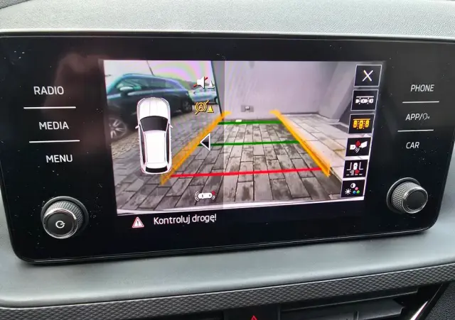 SKODA Kamiq 1.0 TSI Ambition DSG