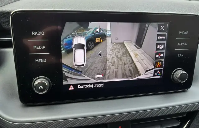 SKODA Kamiq 1.0 TSI Ambition DSG