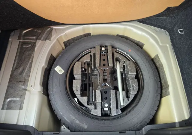 SKODA Kamiq 1.0 TSI Ambition DSG