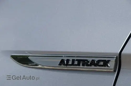VOLKSWAGEN Passat Alltrack 