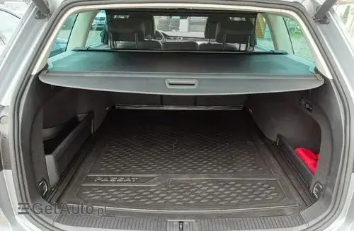 VOLKSWAGEN Passat Alltrack 
