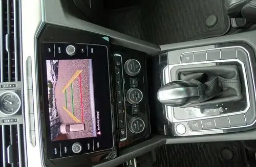 VOLKSWAGEN Passat Alltrack 