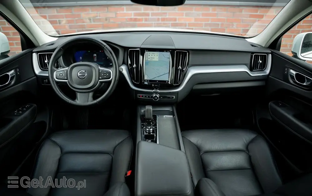 VOLVO XC 60 B4 D Geartronic Momentum Pro