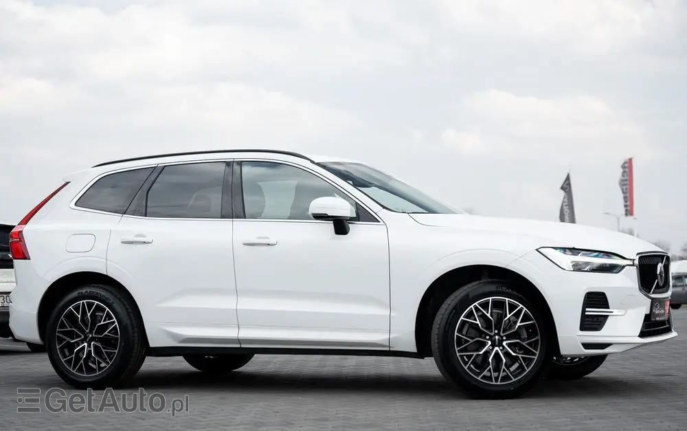VOLVO XC 60 B4 D Geartronic Momentum Pro