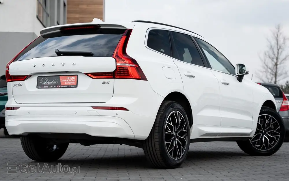 VOLVO XC 60 B4 D Geartronic Momentum Pro