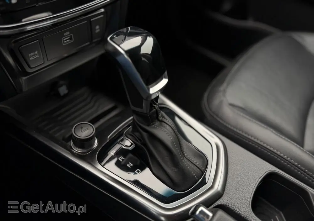 SSANGYONG/KGM Tivoli 1.5 T-GDI 2WD Automatik Sapphire