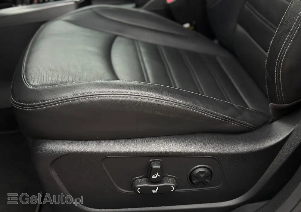 SSANGYONG/KGM Tivoli 1.5 T-GDI 2WD Automatik Sapphire