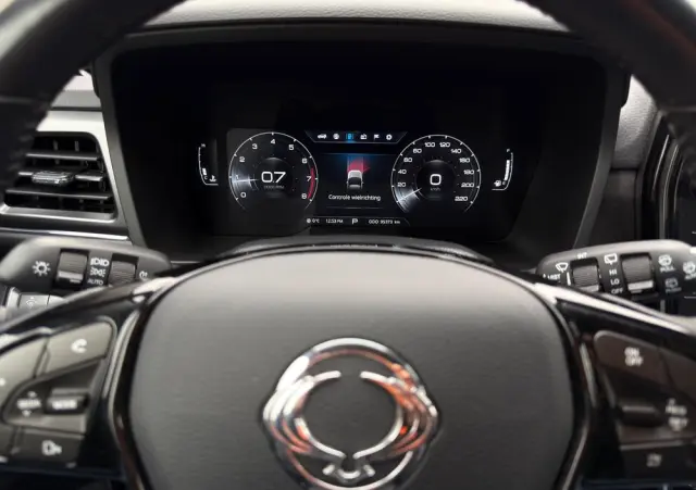 SSANGYONG/KGM Tivoli 1.5 T-GDI 2WD Automatik Sapphire